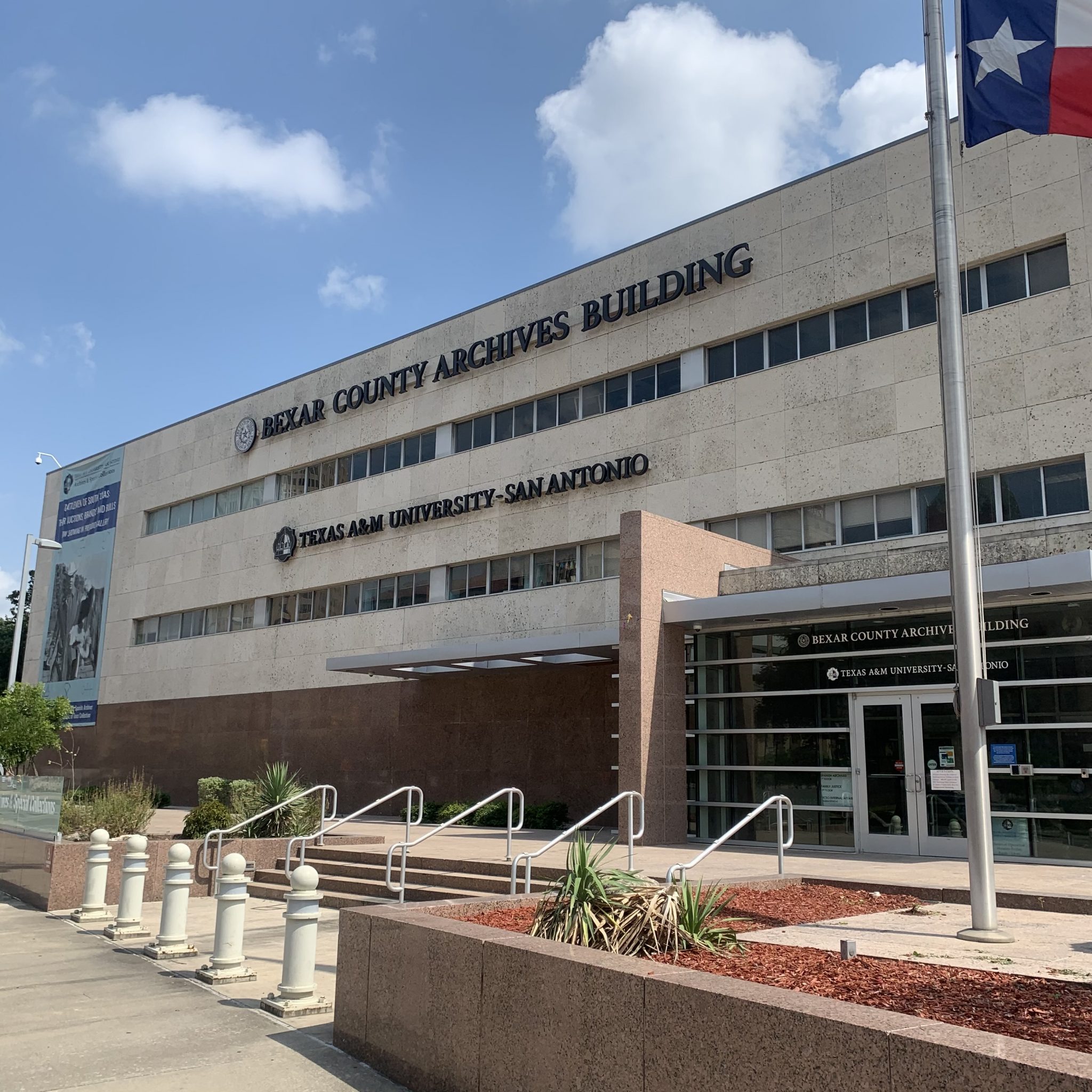Latino Heritage Internship Program | Finding and Navigating Libraries ...